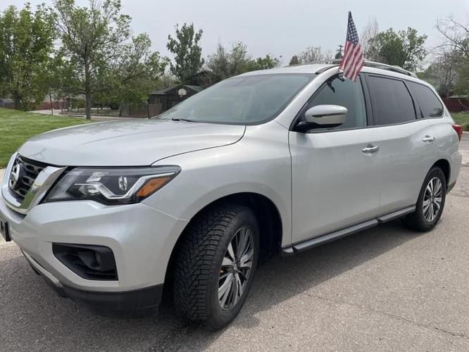 2017 nissan pathfinder s 4dr 4x4 in denver, colorado