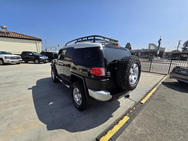 2007 toyota fj cruiser base