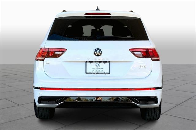 2024 volkswagen tiguan 2.0t se r-line black