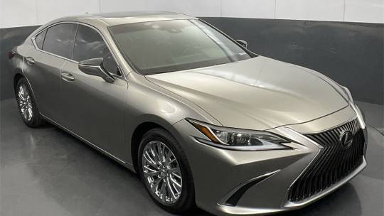 2019 Lexus ES