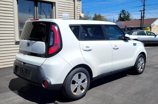 2016 kia soul base