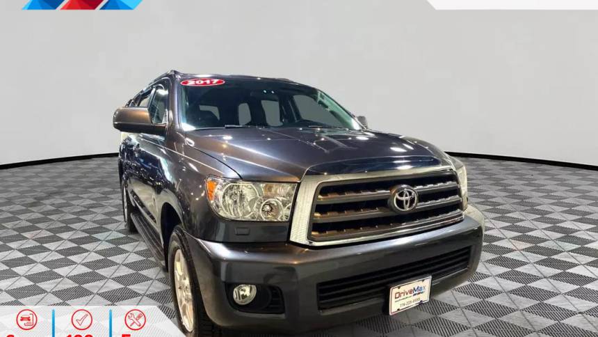 2017 toyota sequoia sr5