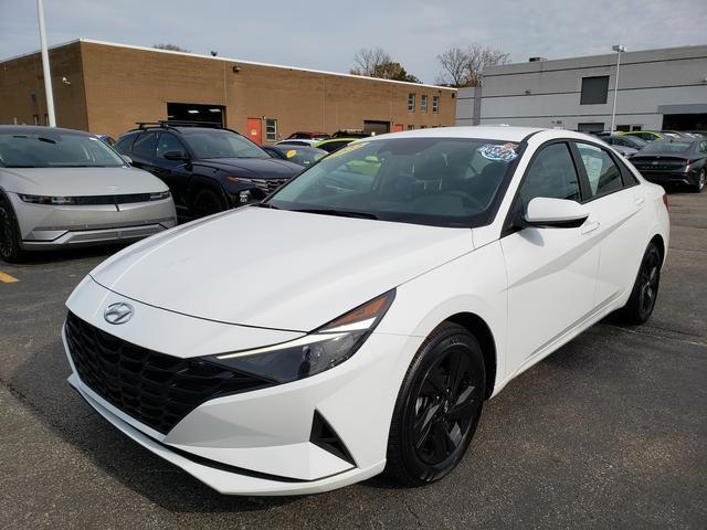 2022 hyundai elantra hev blue