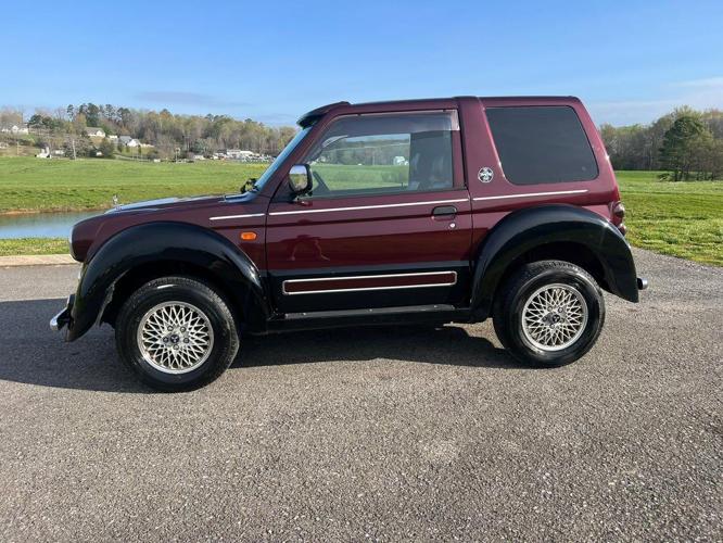 1998 mitsubishi pajero in cleveland, tennessee