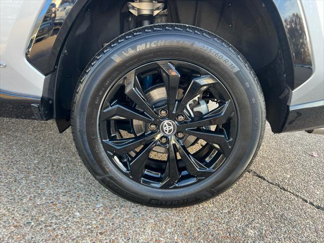 2024 toyota rav4 hybrid se