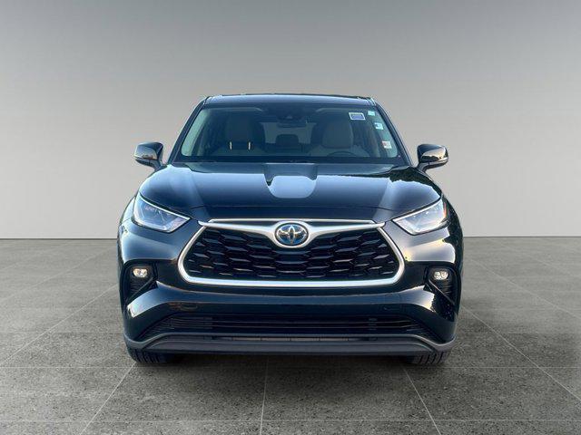 2021 toyota highlander hybrid le