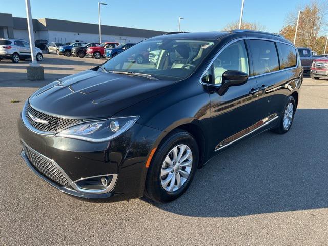 2019 chrysler pacifica touring l