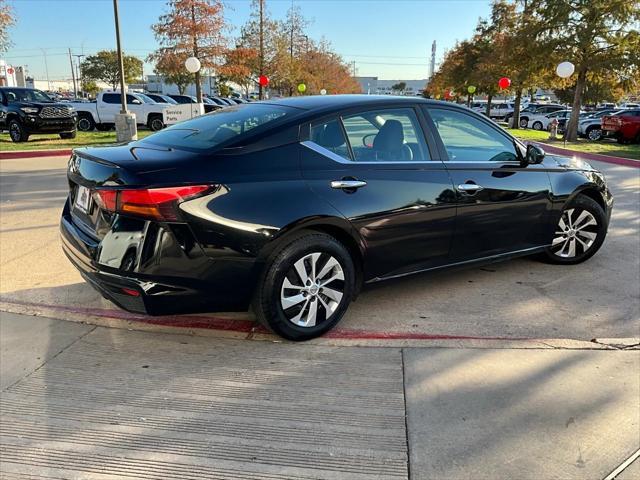 2023 nissan altima s fwd