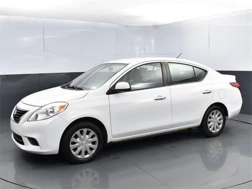 2013 nissan versa 1.6 s 4dr sedan in tacoma, washington