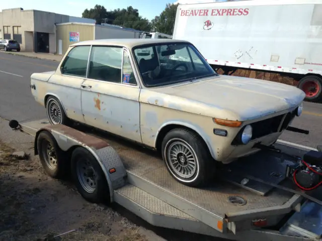 bmw 2002 project car. no rust!