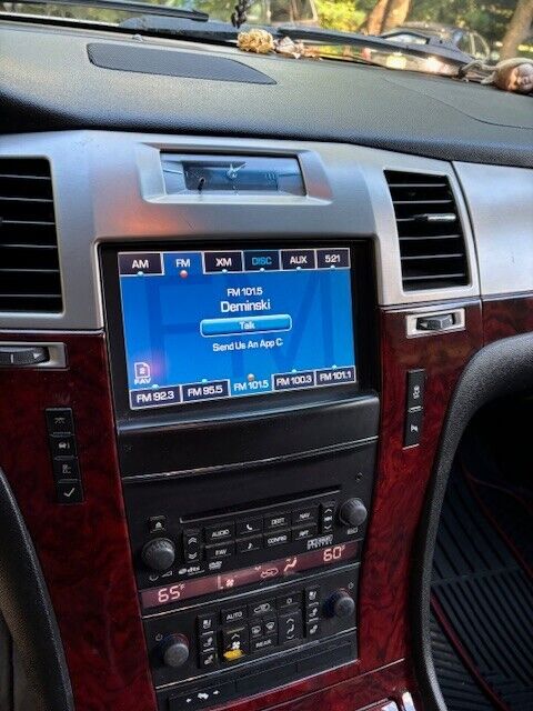 2012 cadillac escalade