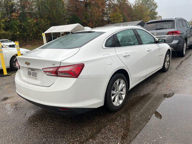 2022 chevrolet malibu fwd lt