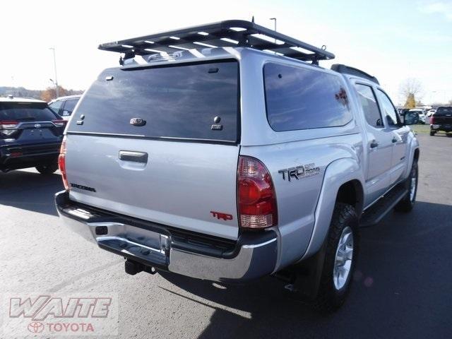 2013 toyota tacoma base