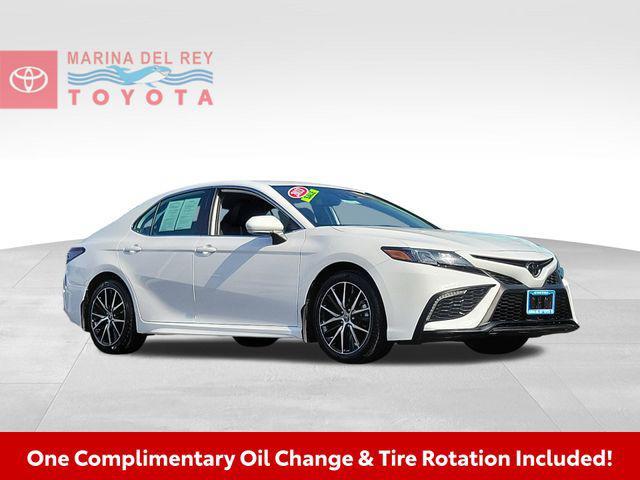 2023 toyota camry se