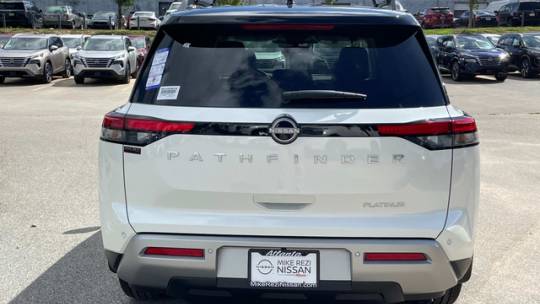 2024 Nissan Pathfinder platinum