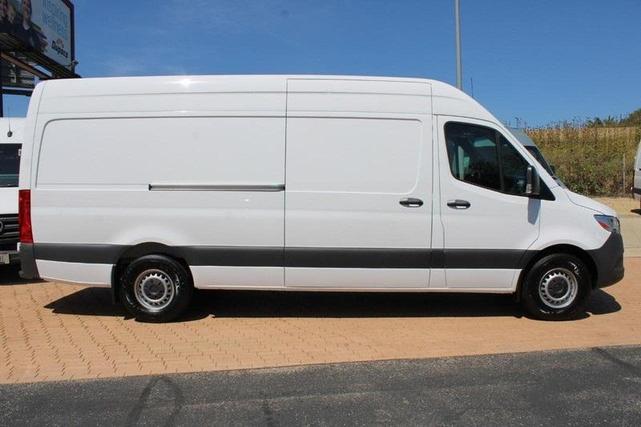 2023 mercedes-benz sprinter 2500 170 wb