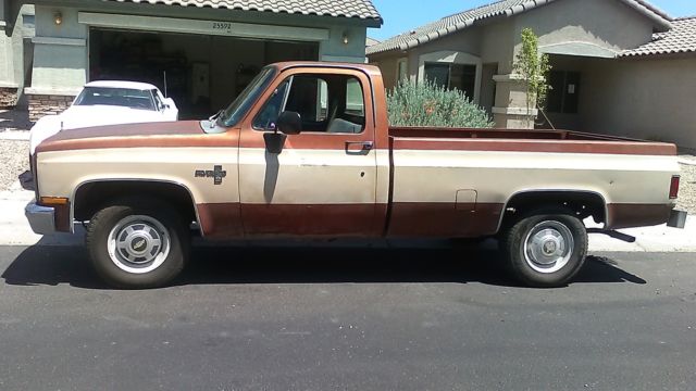 1983 chevy pickup /454 rust free barn find
