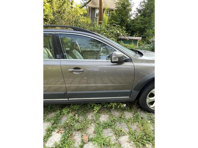 2010 volvo xc70 t6