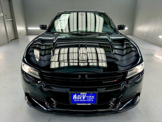 2018 dodge charger sxt