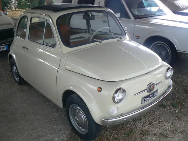 1970 - fiat 500 110f - italian vintage car - beige