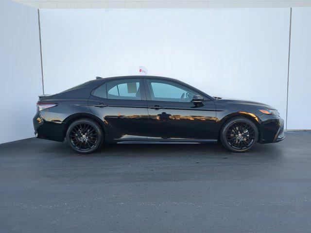2022 toyota camry nightshade edition hybrid