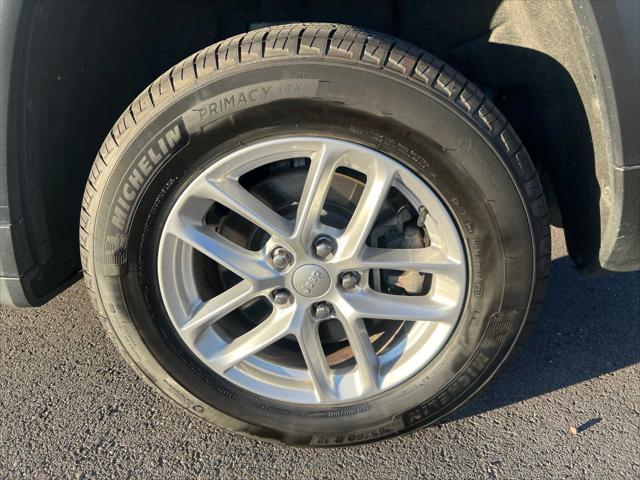 2021 jeep grand cherokee l laredo