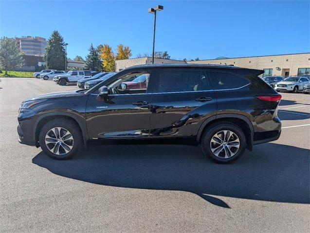 2021 toyota highlander hybrid xle