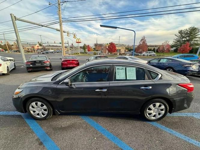 2017 nissan altima in hokendauqua, pennsylvania