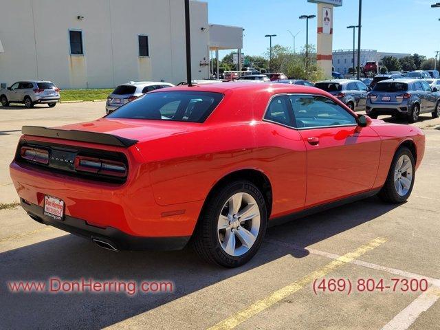 2023 dodge challenger sxt