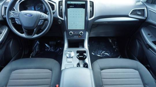 2021 Ford Edge se