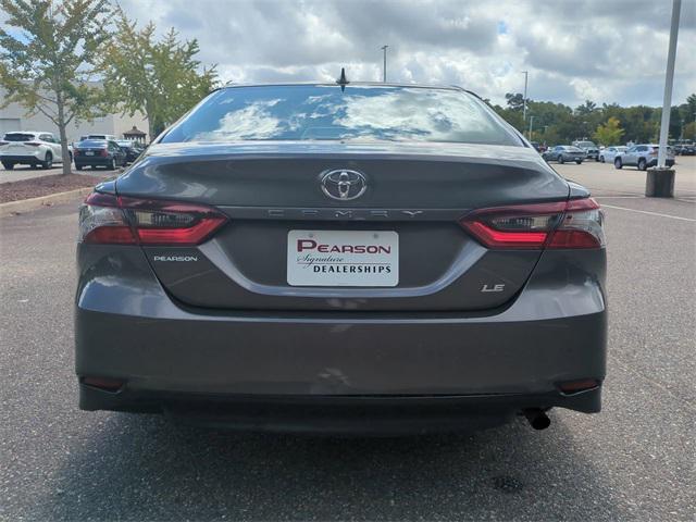 2023 toyota camry le
