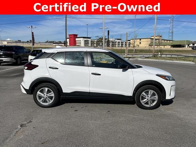 2022 nissan kicks s