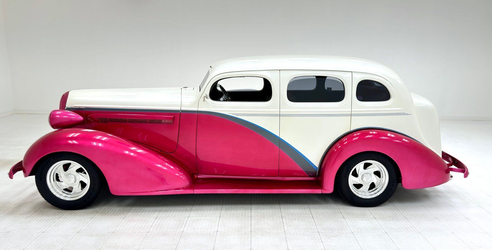 1936 buick series 40 special 4 door sedan