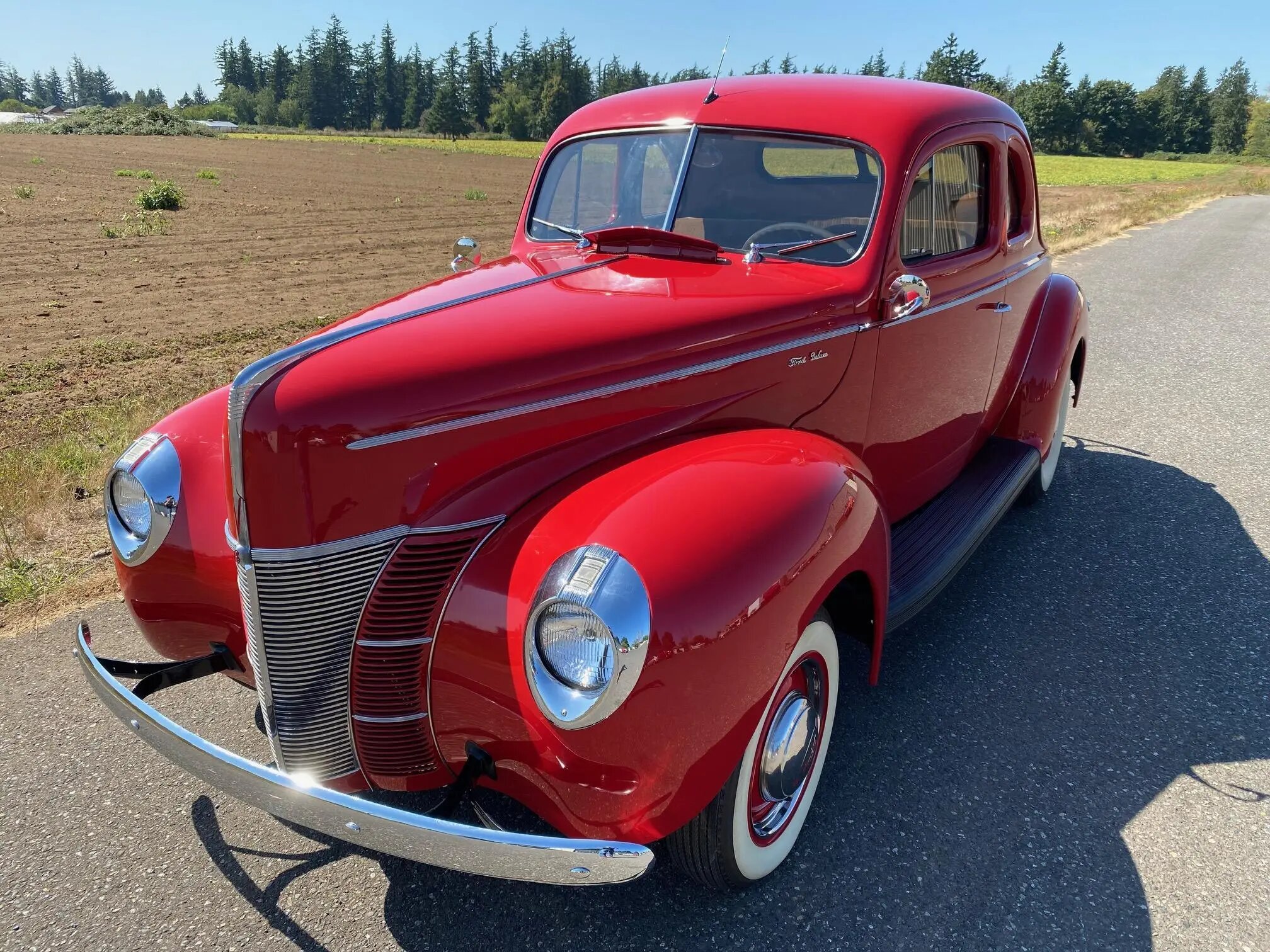 ford deluxe coupe