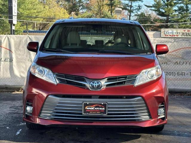 2019 toyota sienna xle premium