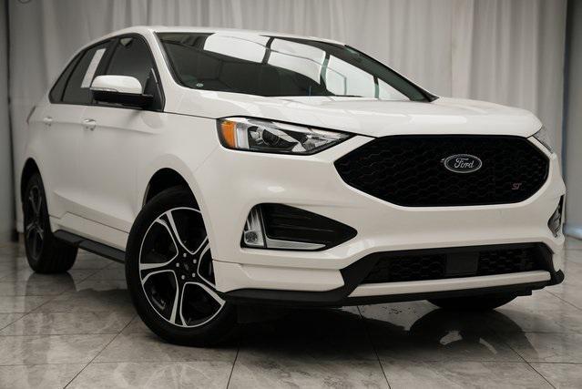 2022 ford edge st