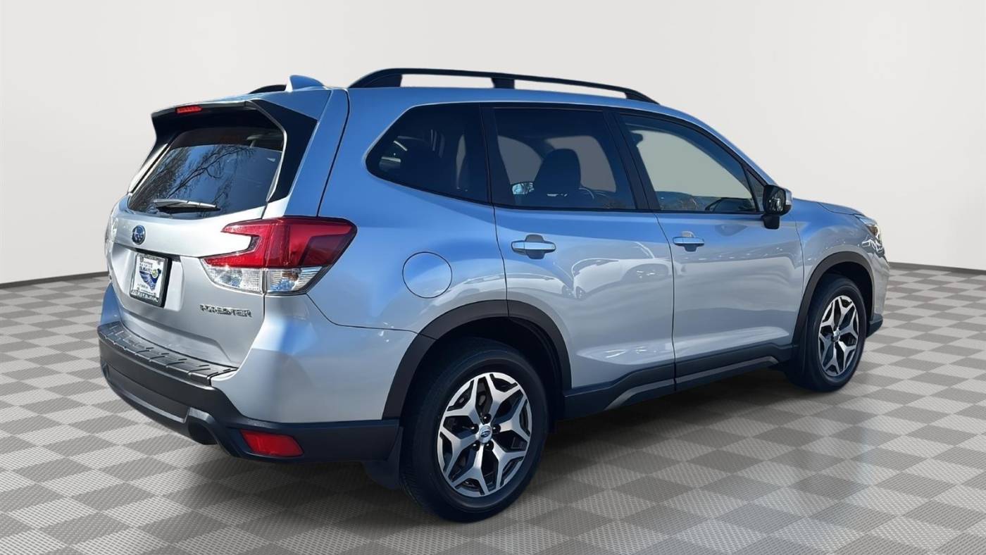 2020 subaru forester premium