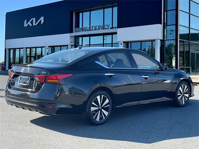 2022 nissan altima 2.5 sv