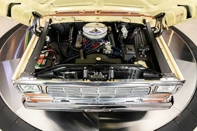nut & bolt restored, bronco xlt! ford 351m v8, c6 automatic, ps, pb, a/c, 4x4