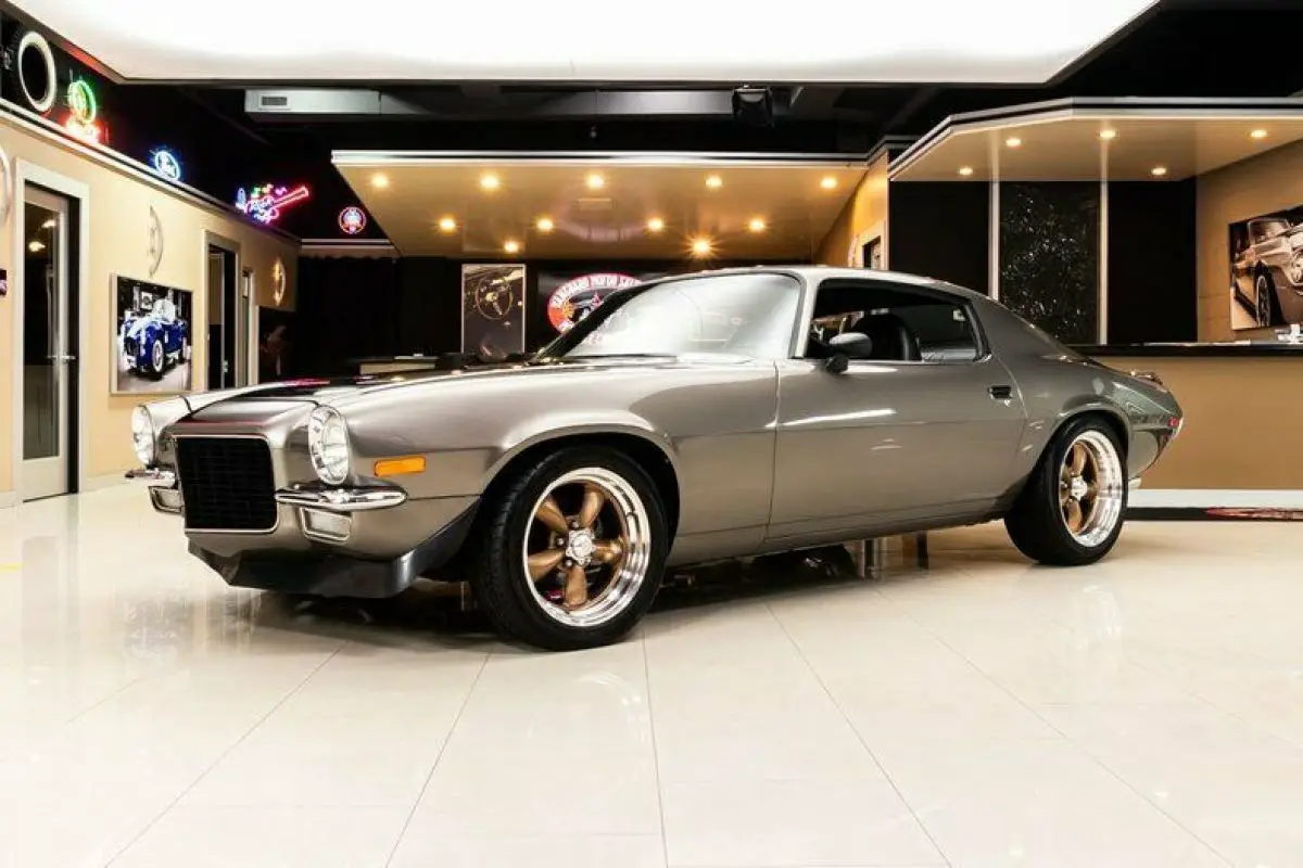 camaro restomod! 350ci v8 w/ holley efi, 700r4 automatic, posi, ps, pb, disc