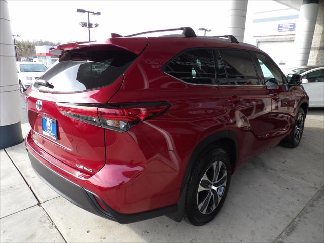 2022 toyota highlander xle