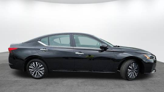 new 2024 nissan altima 2.5 sv fwd