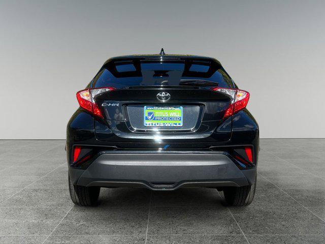 2021 toyota c-hr le