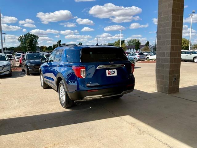 2022 ford explorer xlt