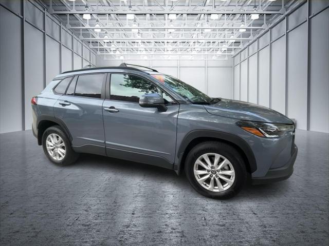 2022 toyota corolla cross le