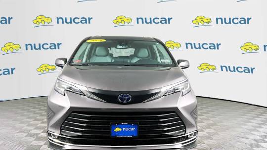 2021 Toyota Sienna