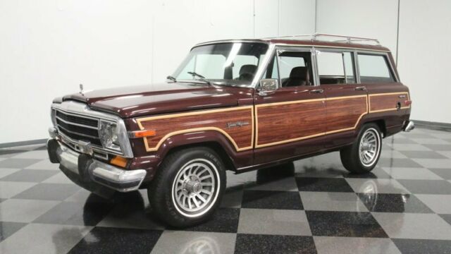 classic vintage chrome jeep 4x4 wagoneer 5.9 v8 auto transmission suv