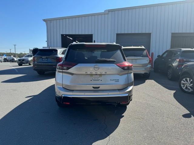 2024 nissan rogue platinum