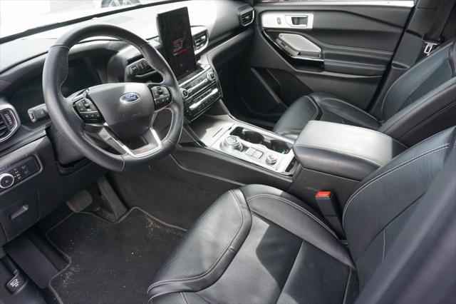 2022 ford explorer st