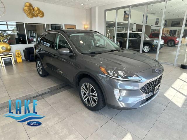 2022 ford escape sel